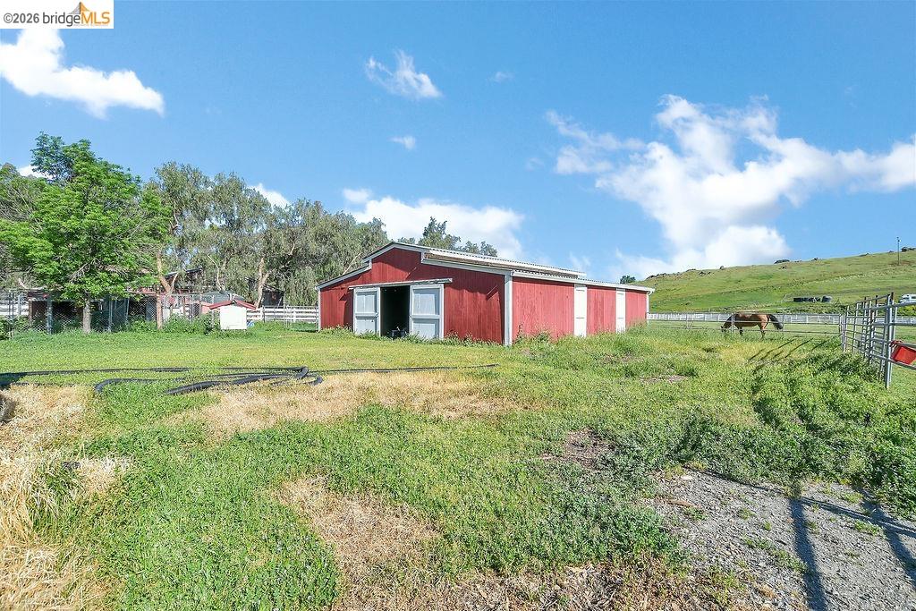 Property photo 37