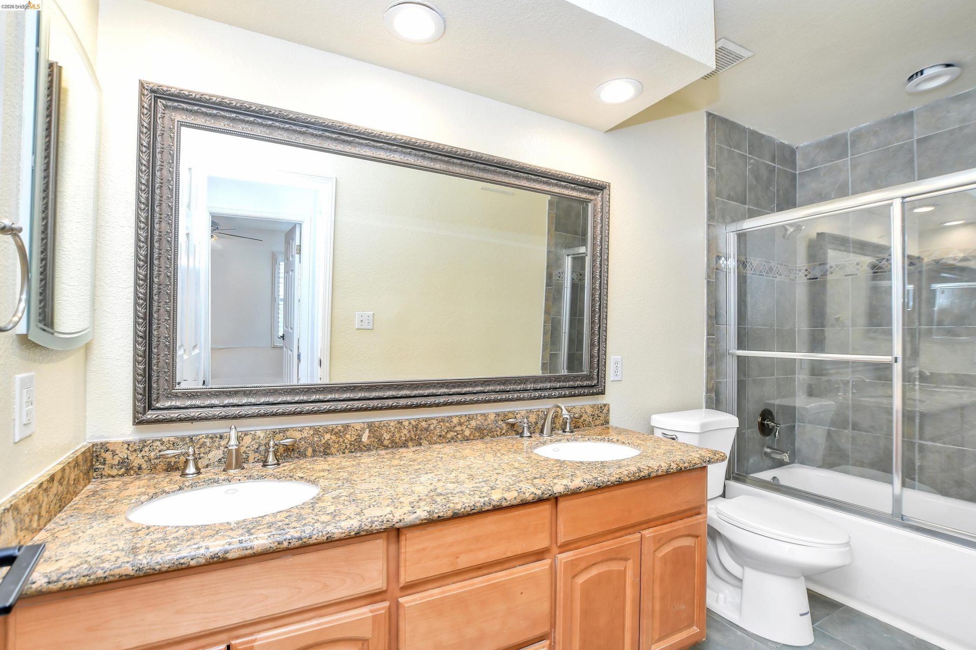 Property photo 41