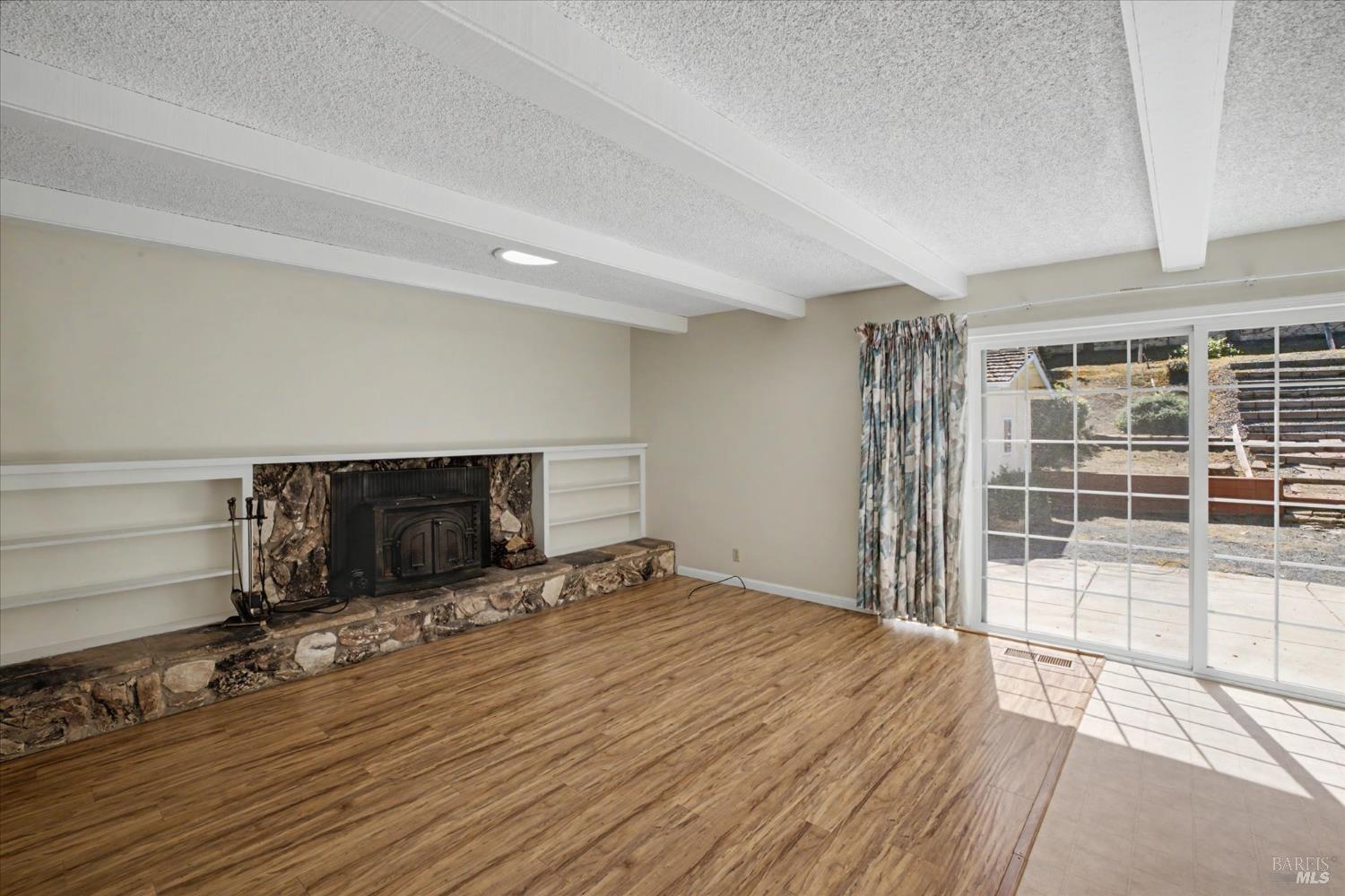 Property photo 25