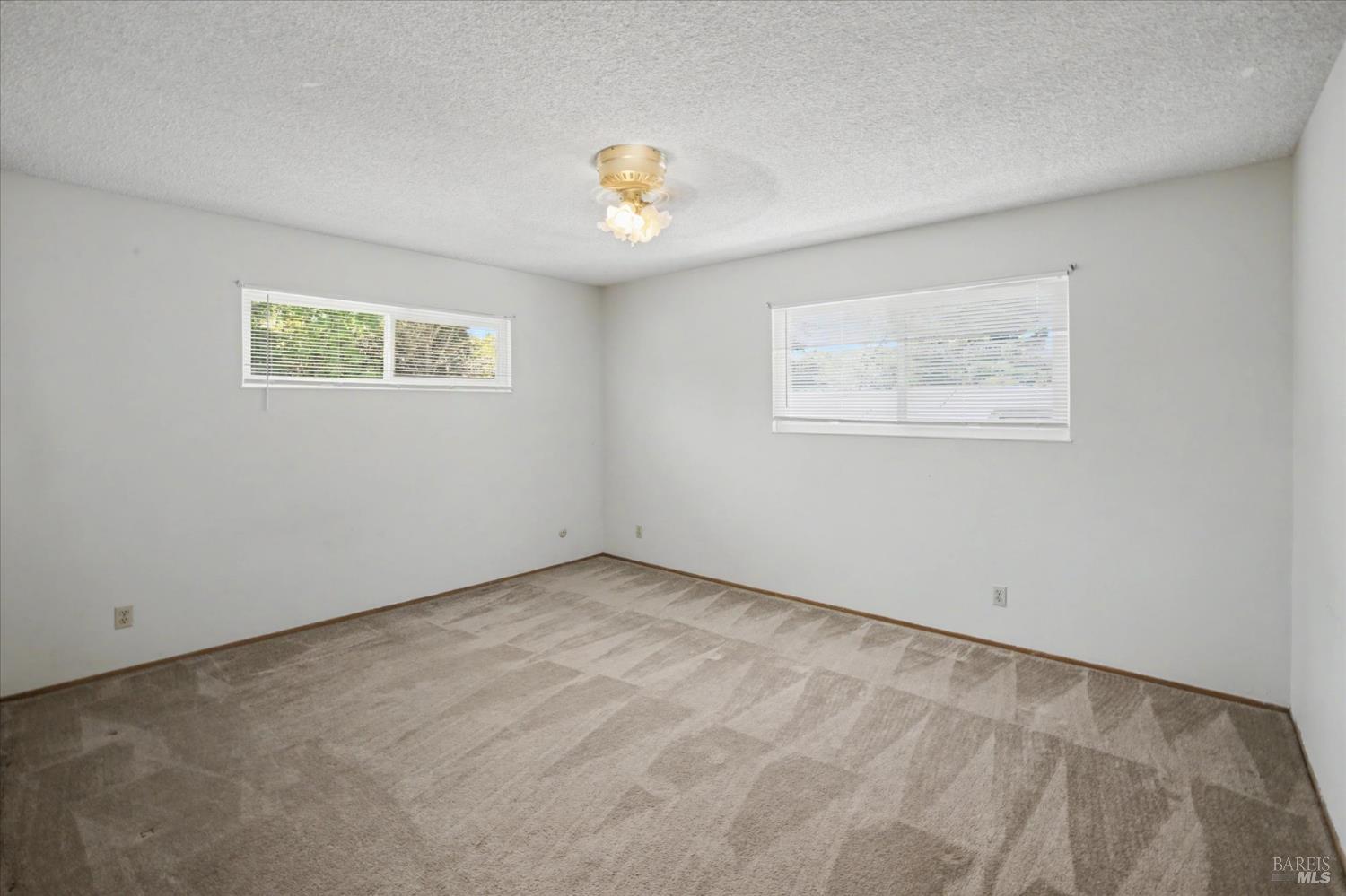 Property photo 50