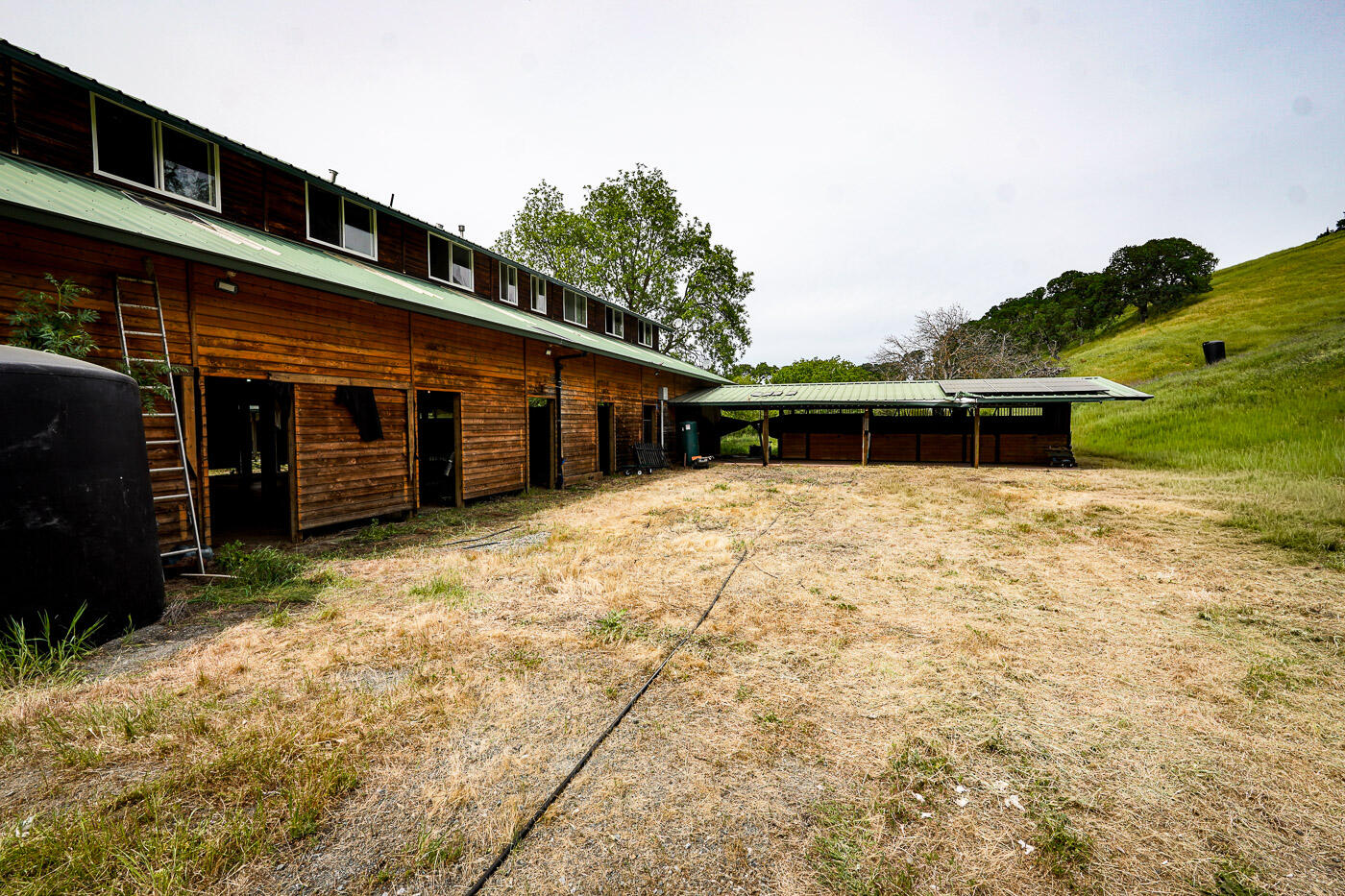 Property photo 37