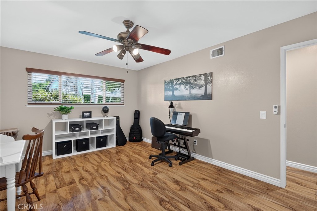 Property photo 38
