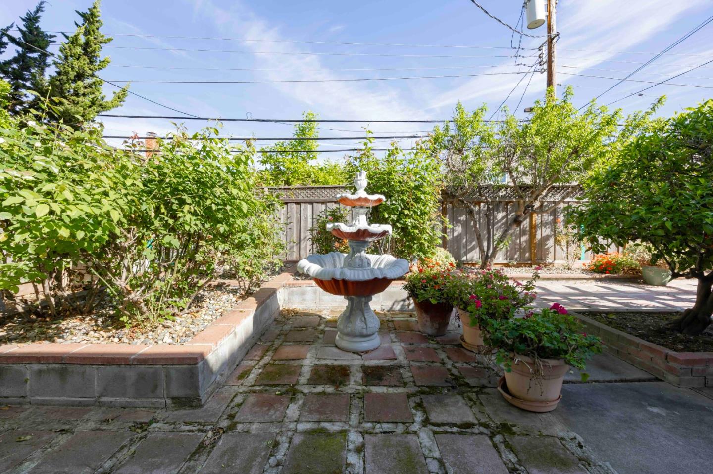 Property photo 33