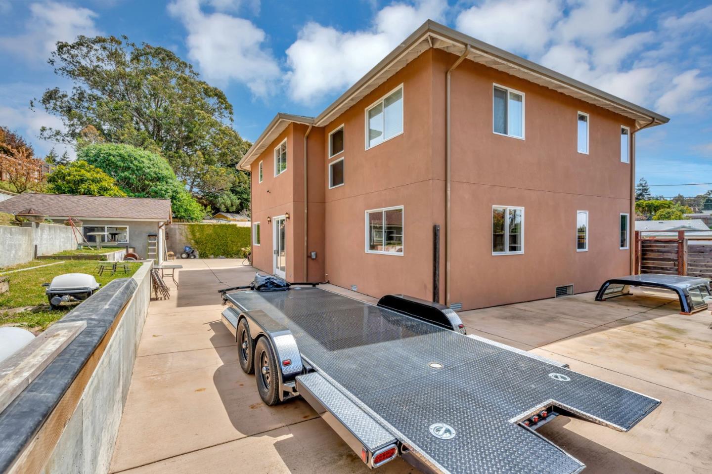 Property photo 50