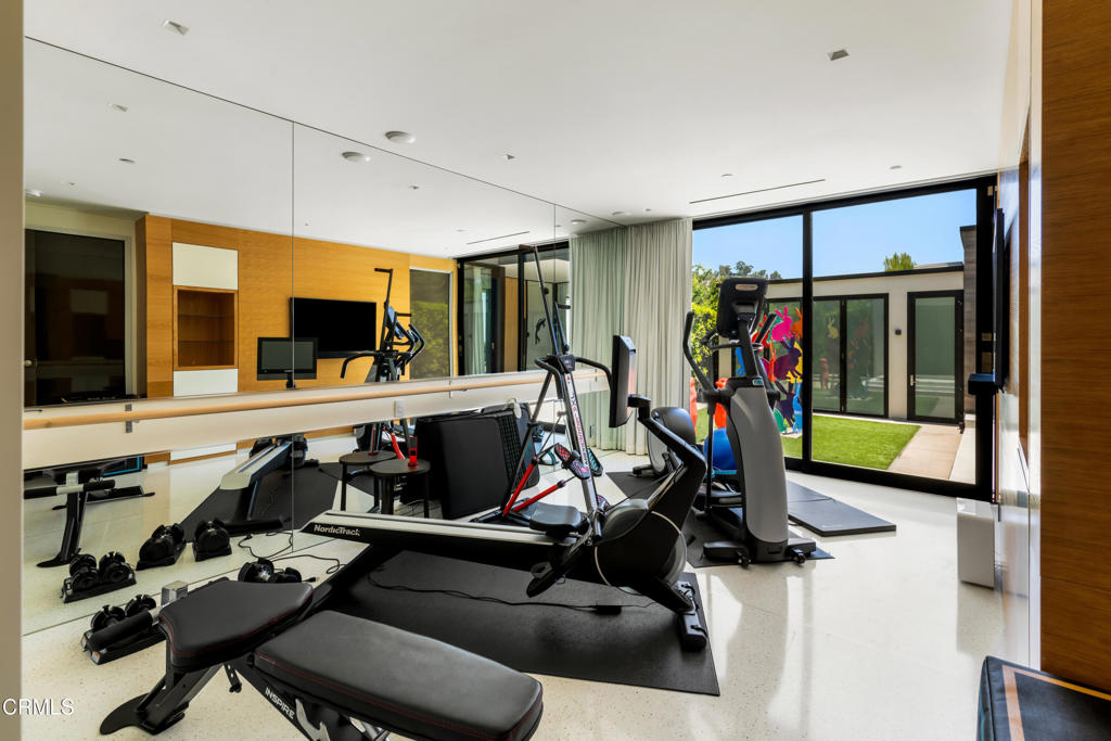 Property photo 33