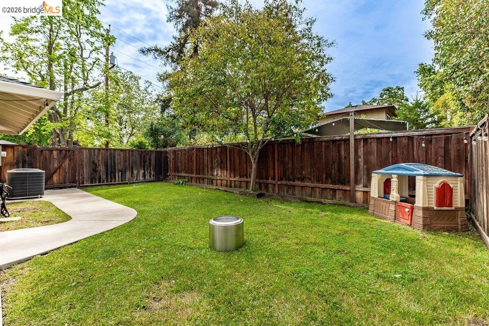 Property photo 35