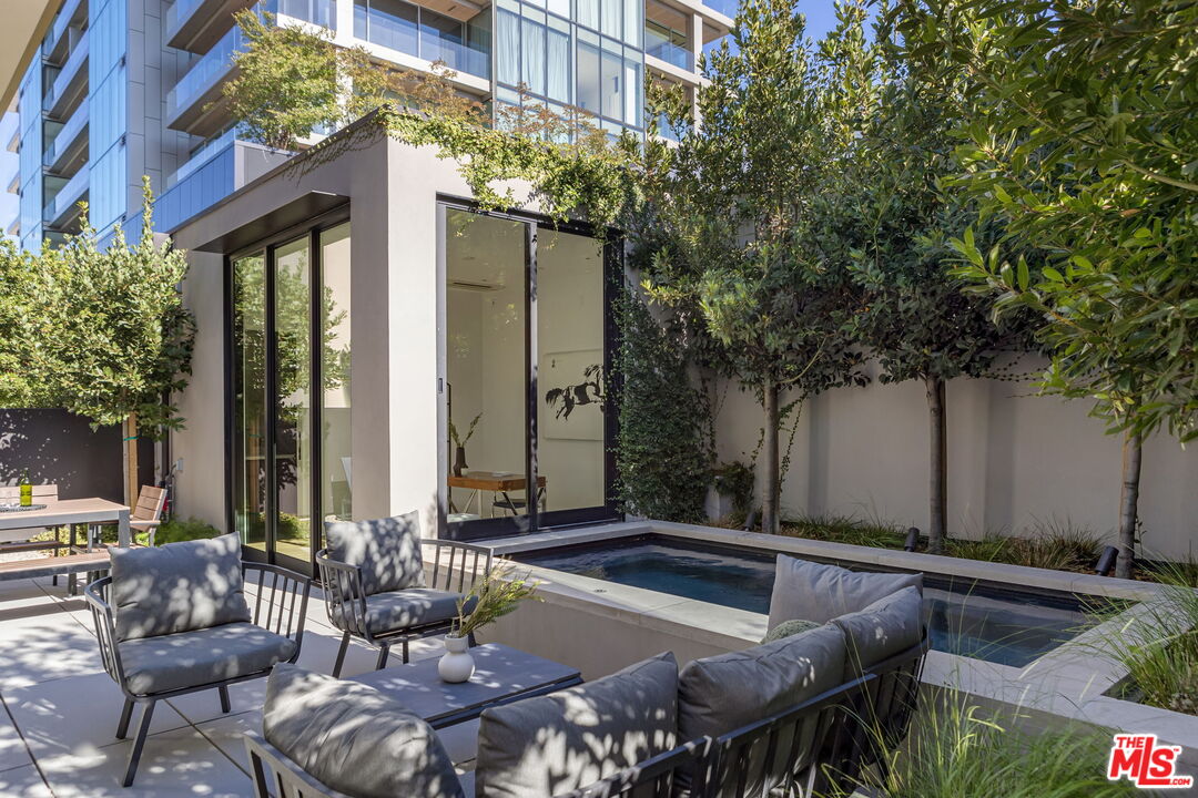 Property photo 43