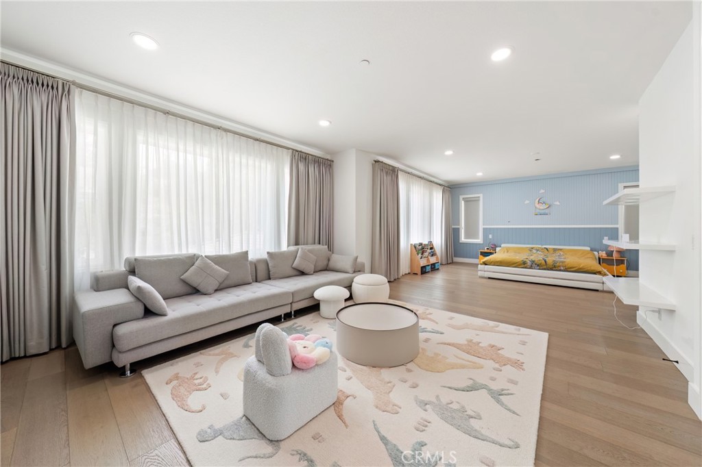 Property photo 50