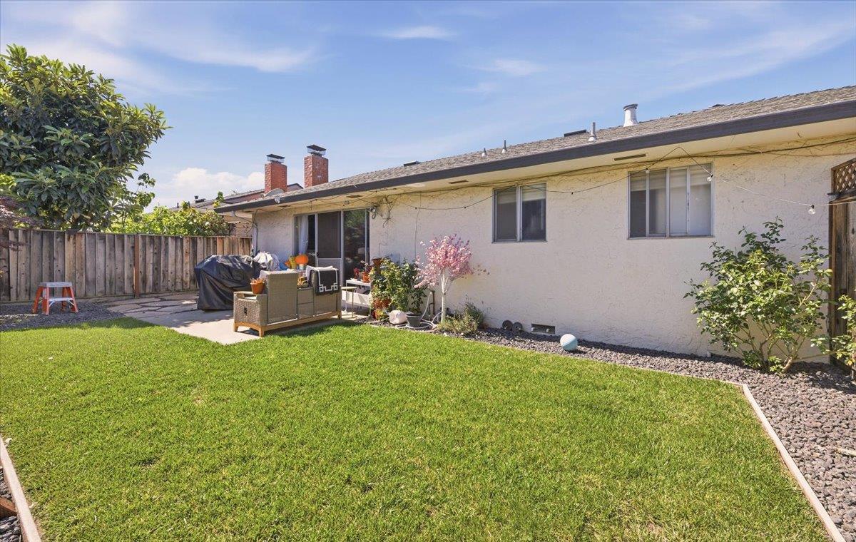 Property photo 38