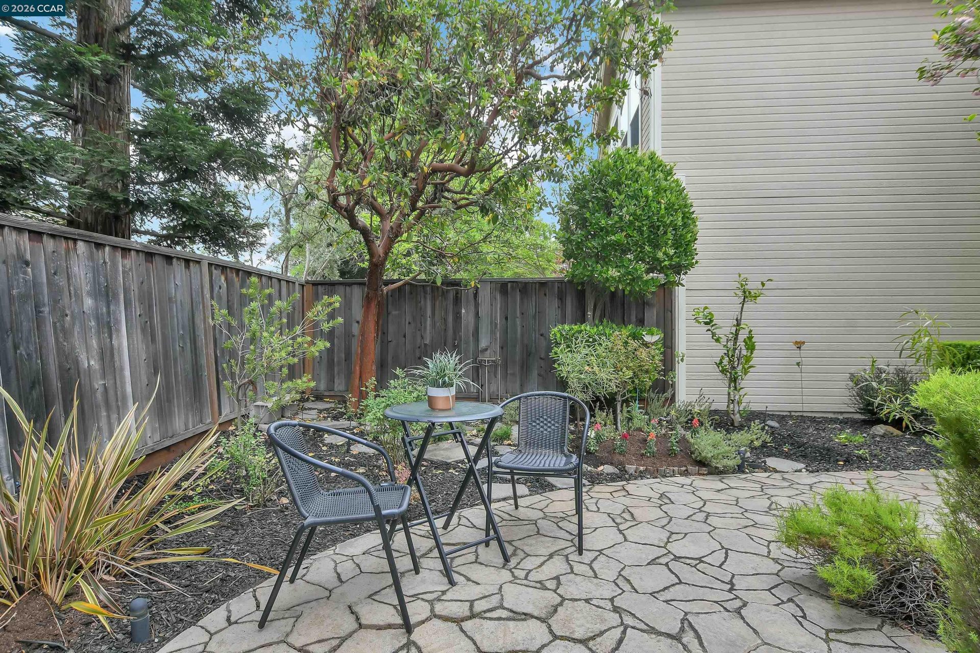 Property photo 38