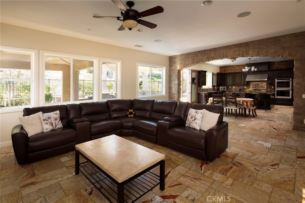 Property photo 28