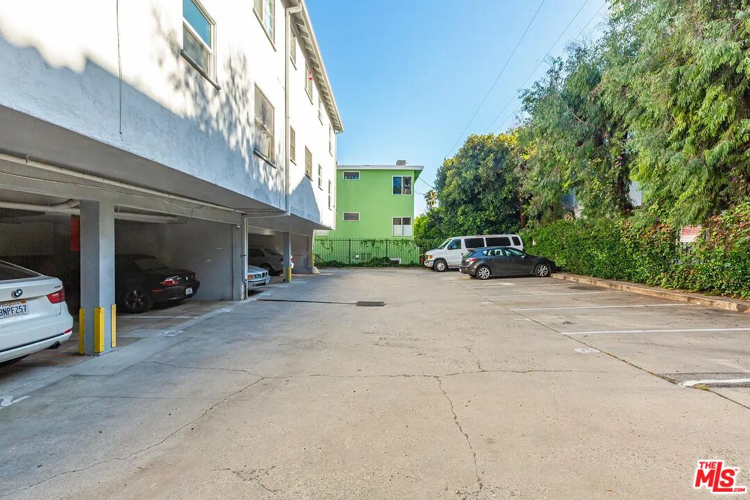 Property photo 35