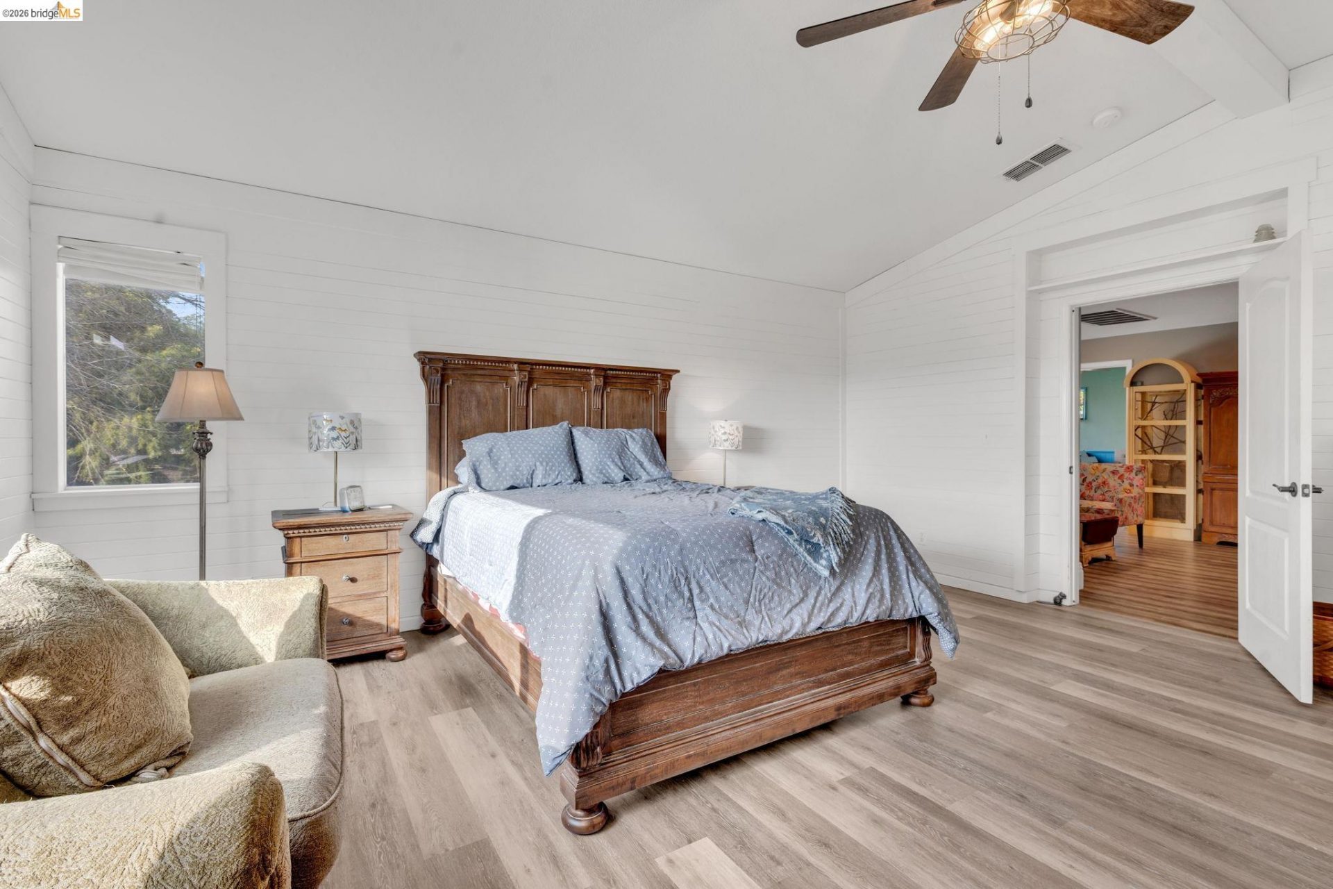 Property photo 43