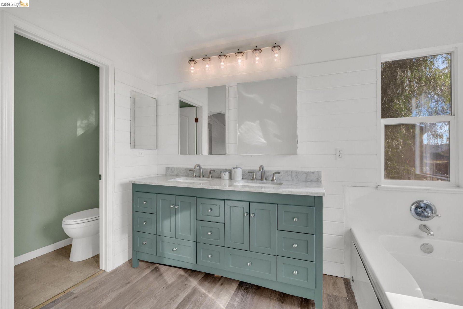 Property photo 46
