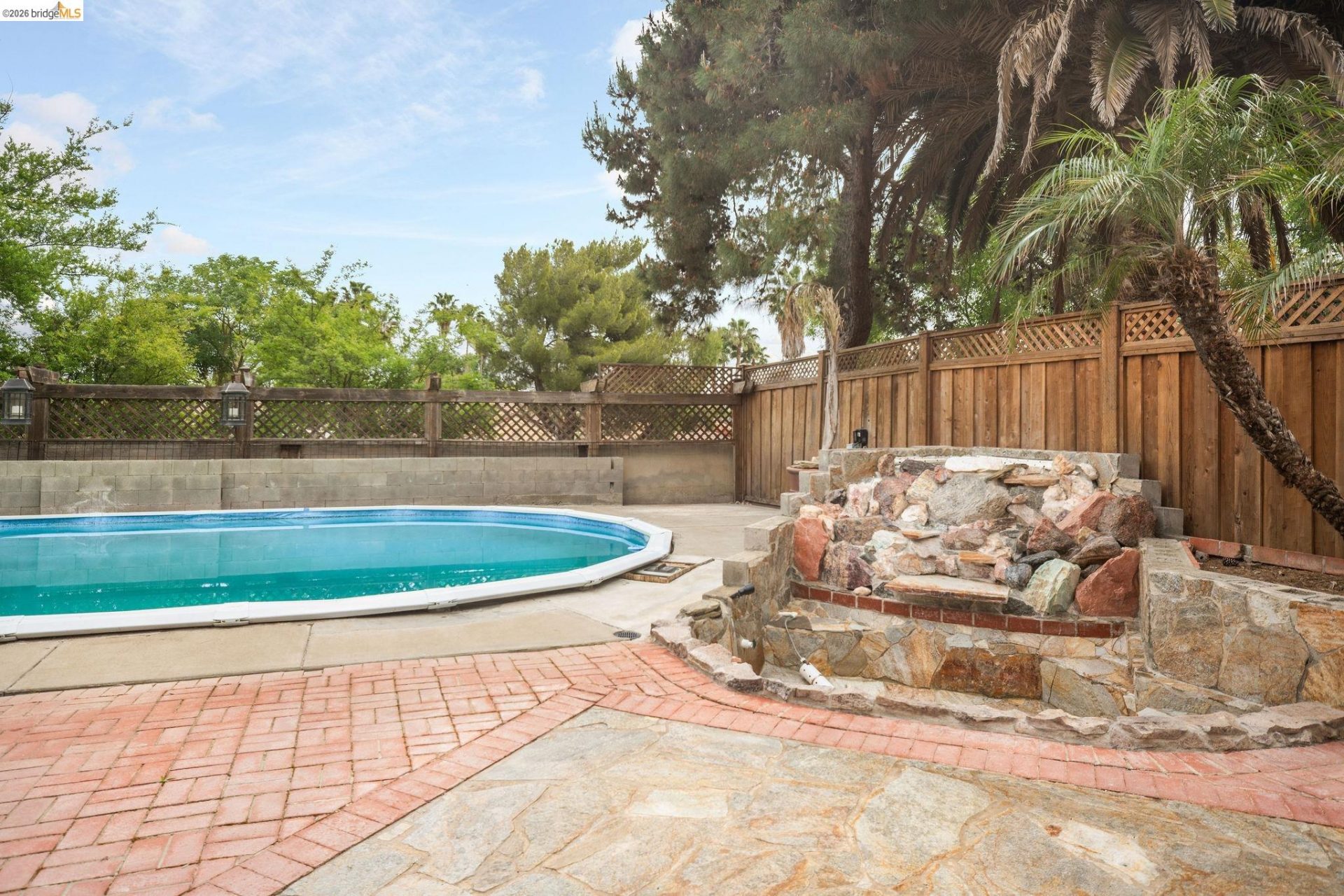 Property photo 44