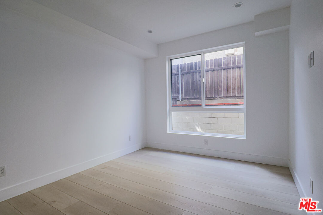 Property photo 50
