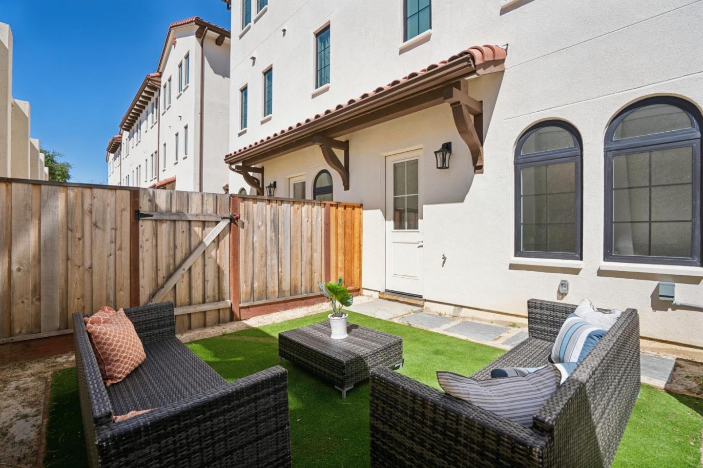 Property photo 32