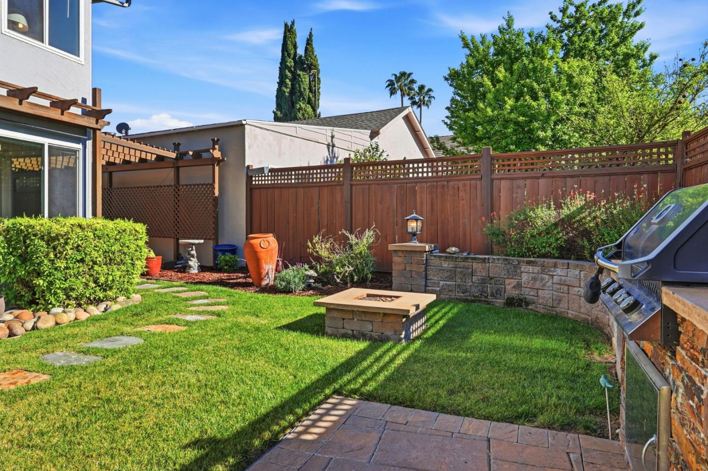 Property photo 44