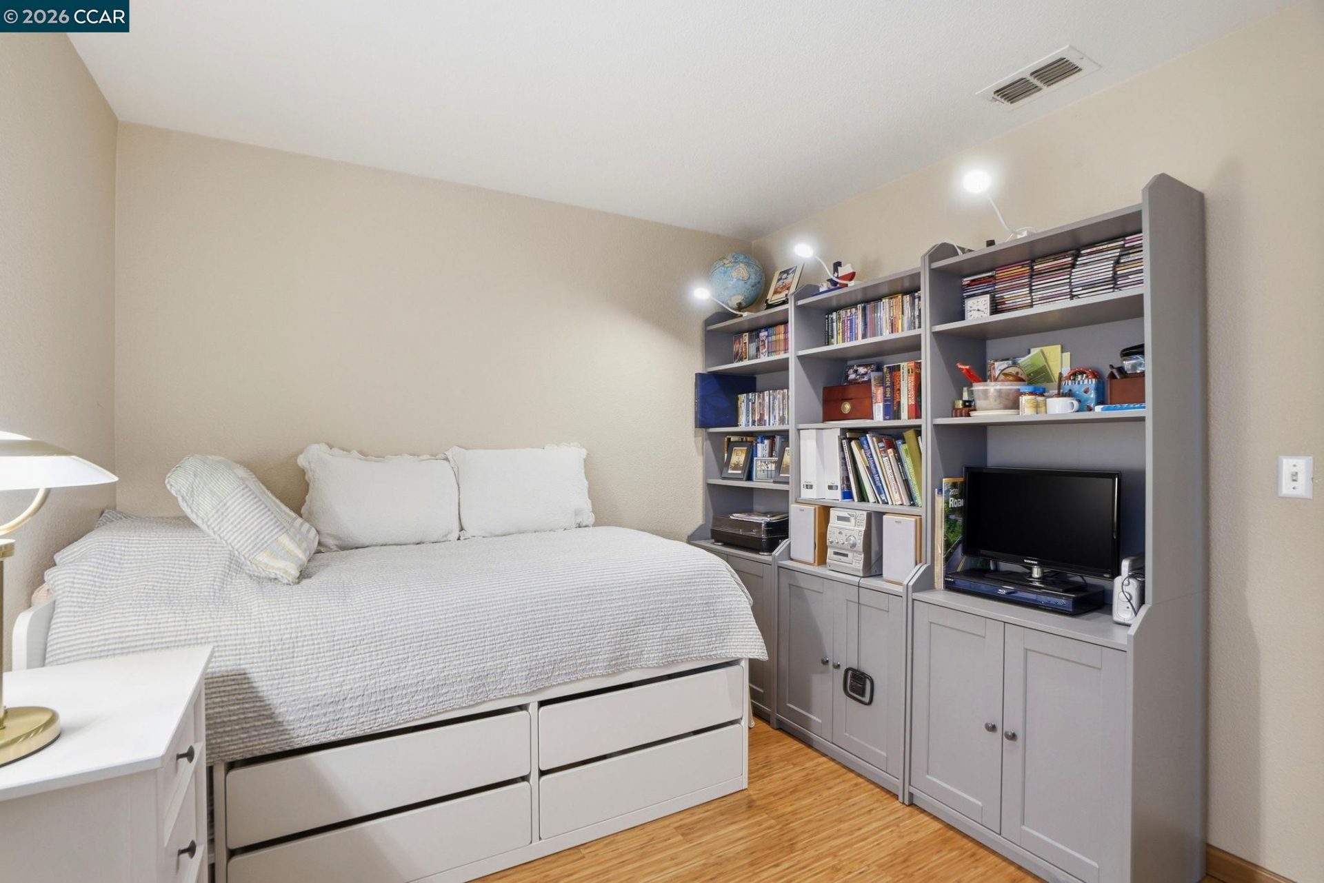Property photo 30