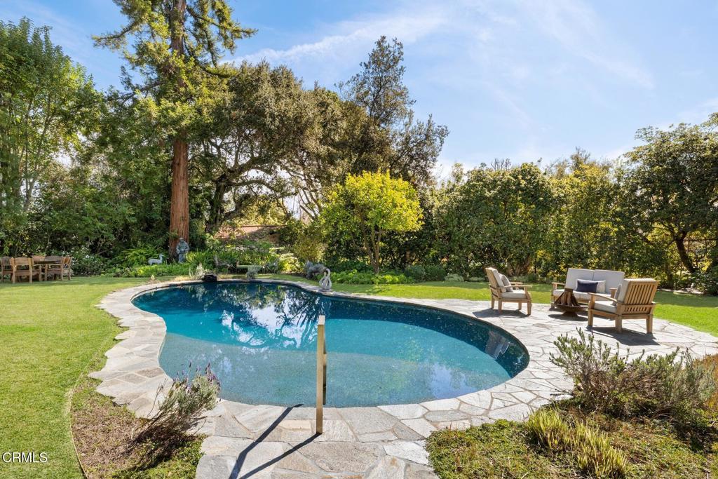 Property photo 35