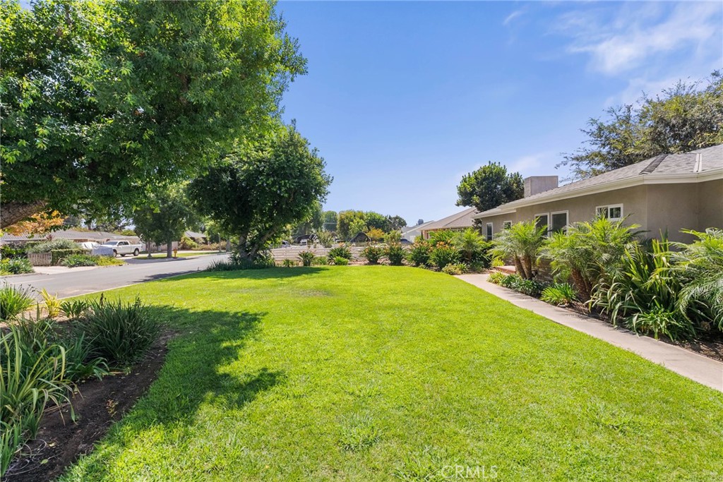 Property photo 37