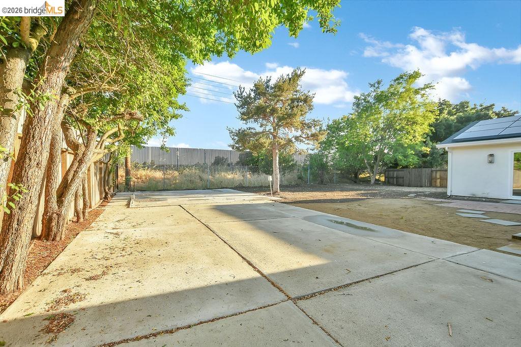 Property photo 43