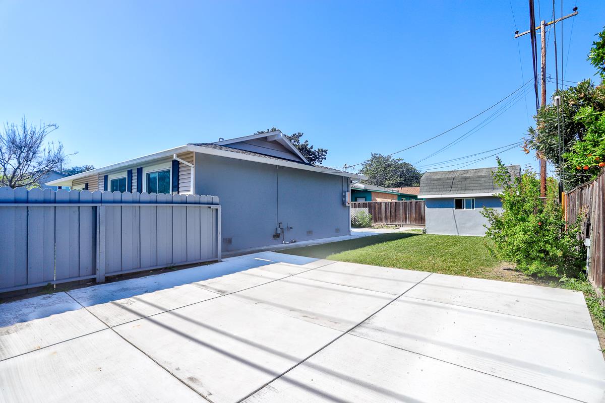 Property photo 17