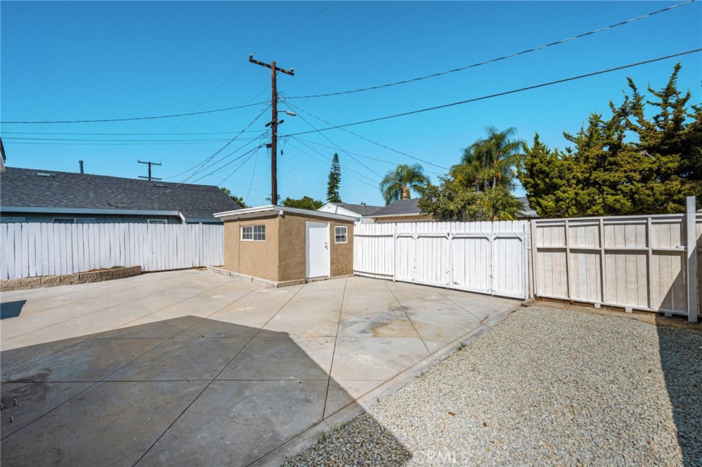 Property photo 33