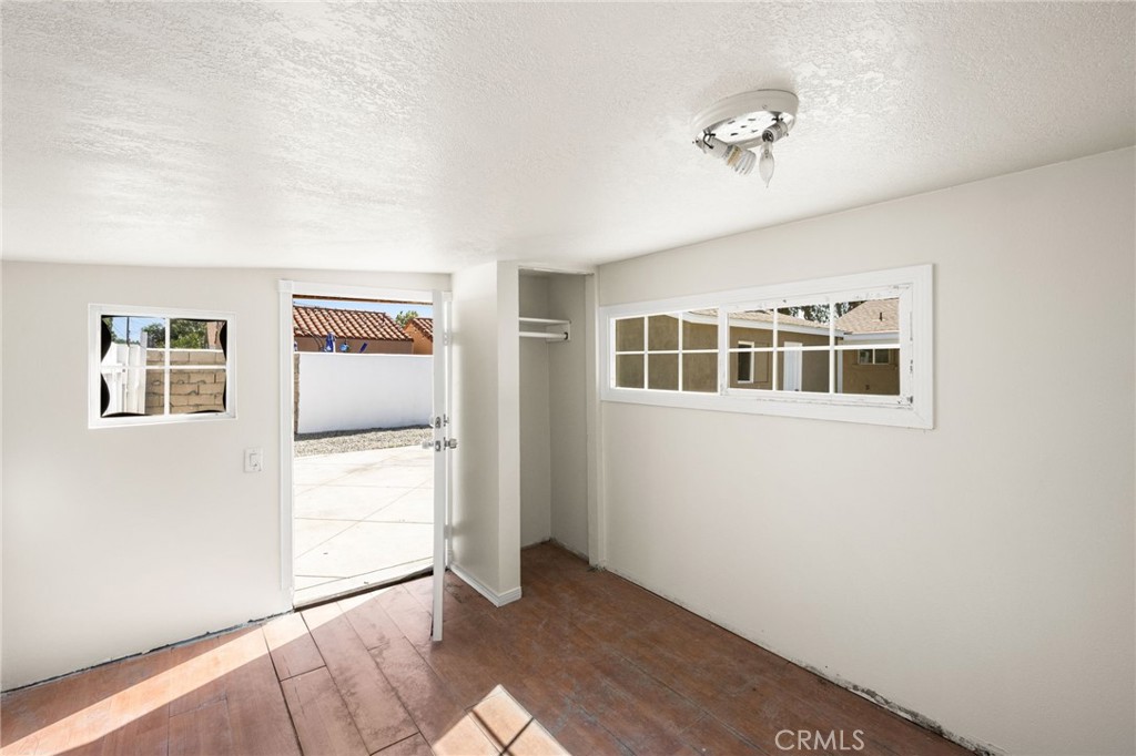 Property photo 35