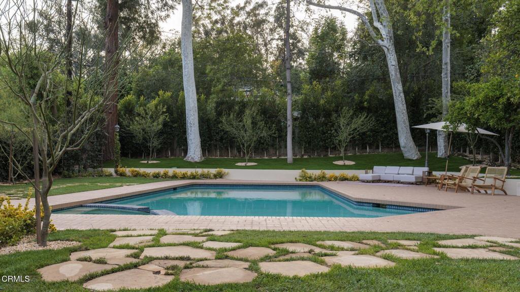 Property photo 46