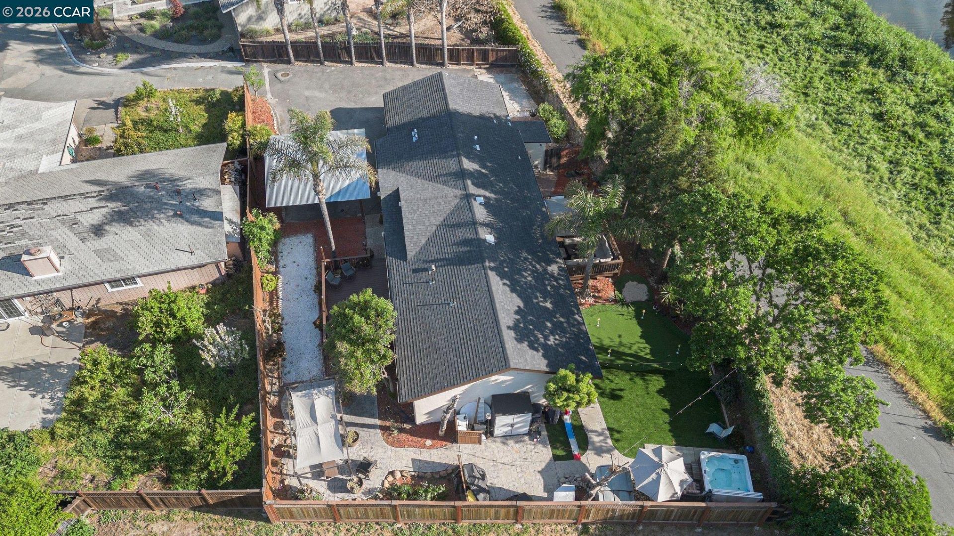 Property photo 33
