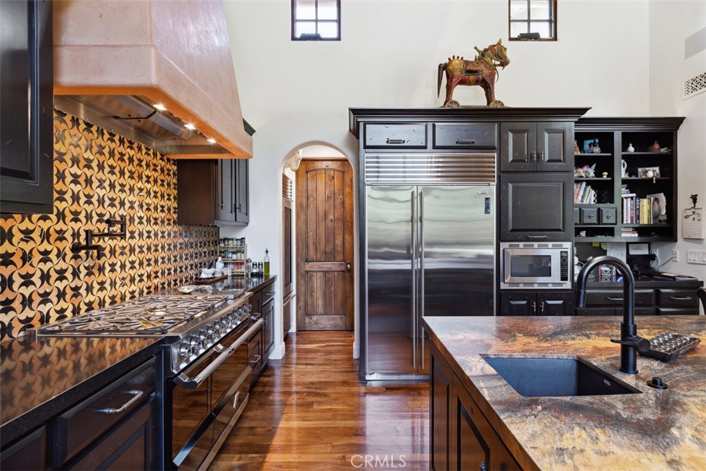 Property photo 25