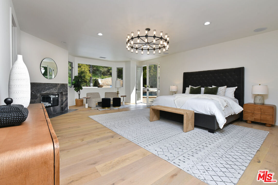 Property photo 38