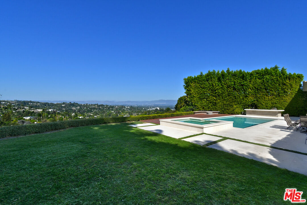 Property photo 31