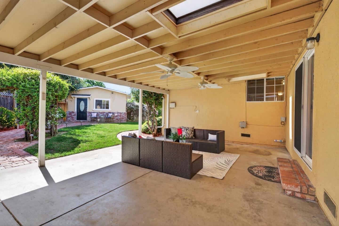 Property photo 35