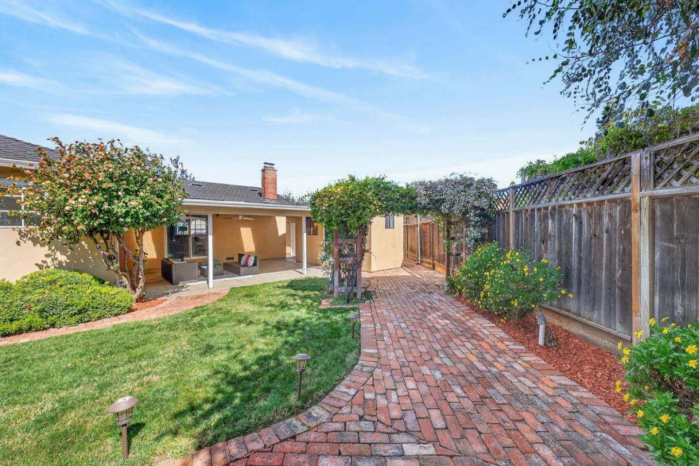 Property photo 37