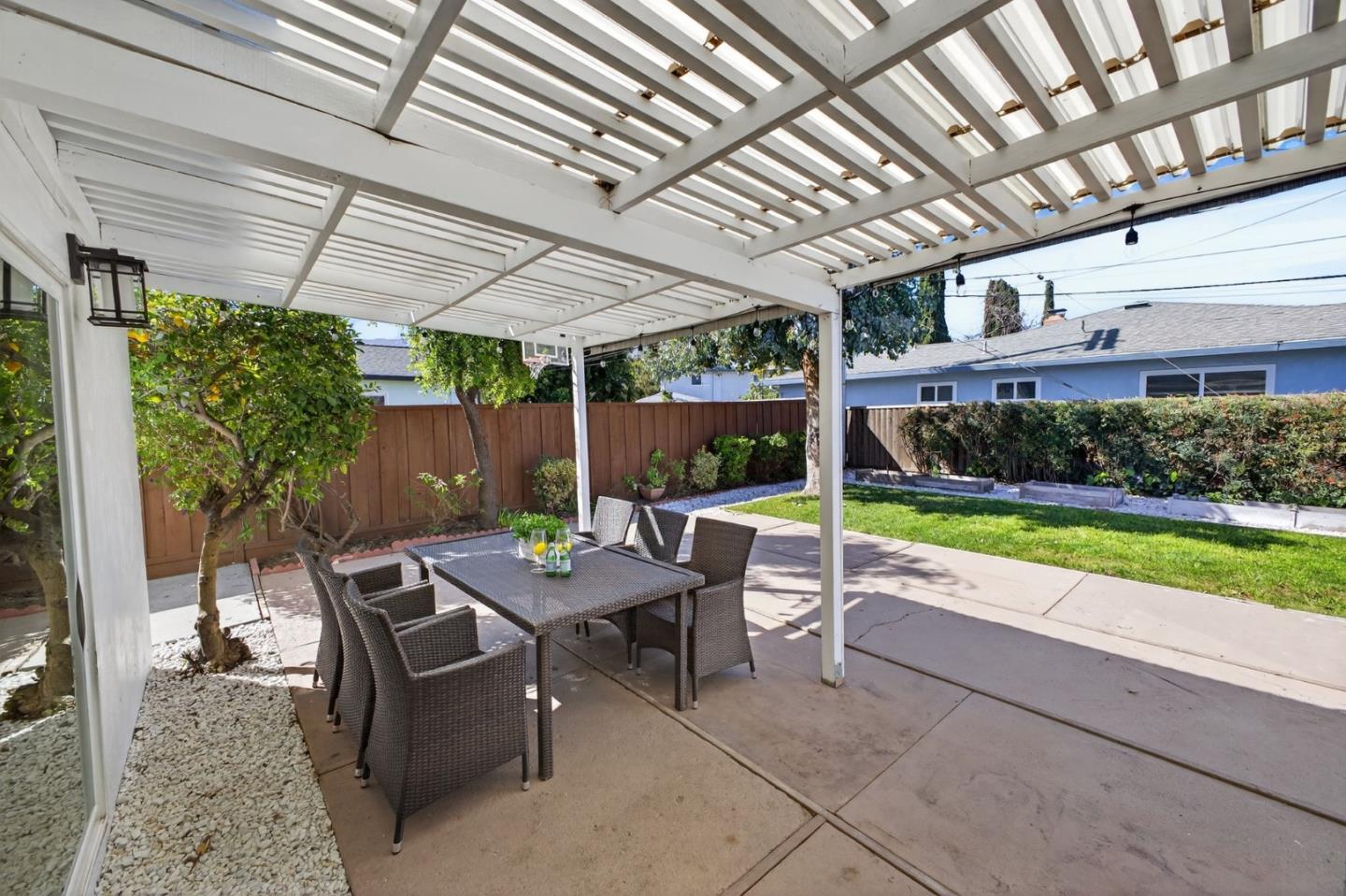 Property photo 31