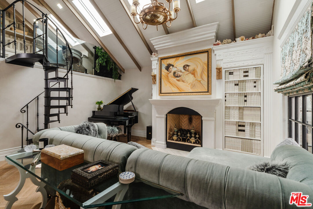 Property photo 25