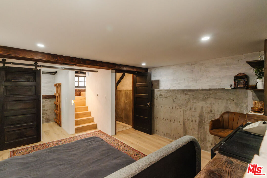 Property photo 50