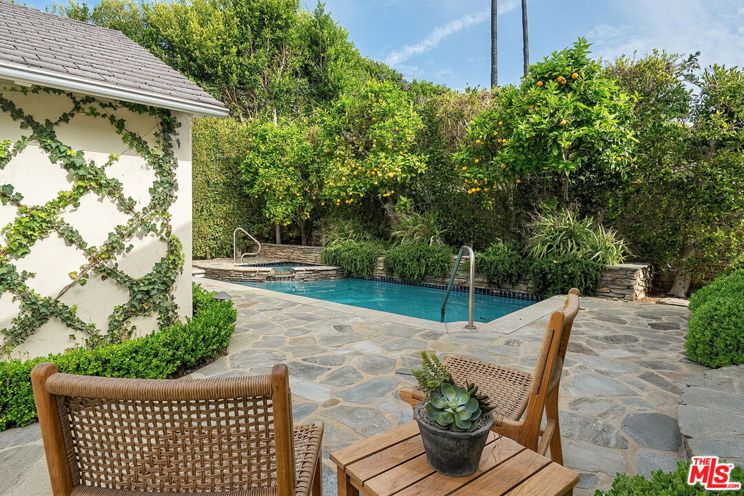 Property photo 23