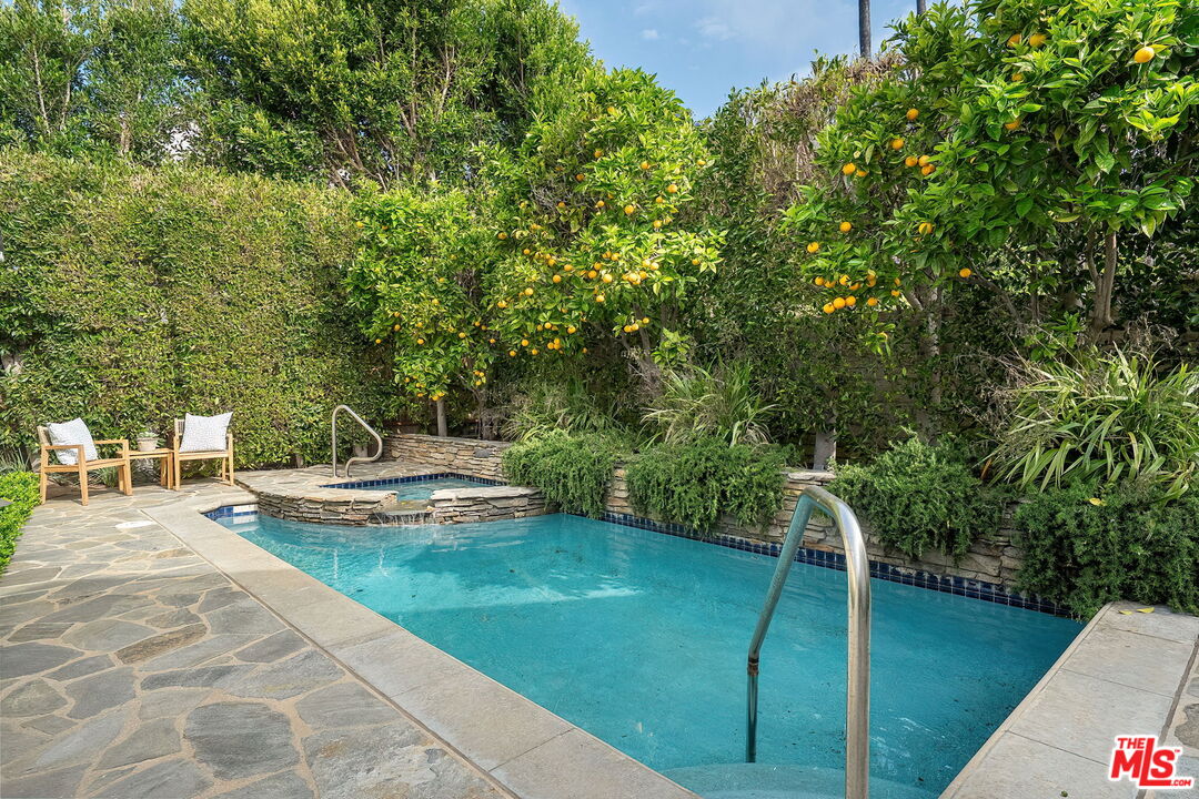 Property photo 34