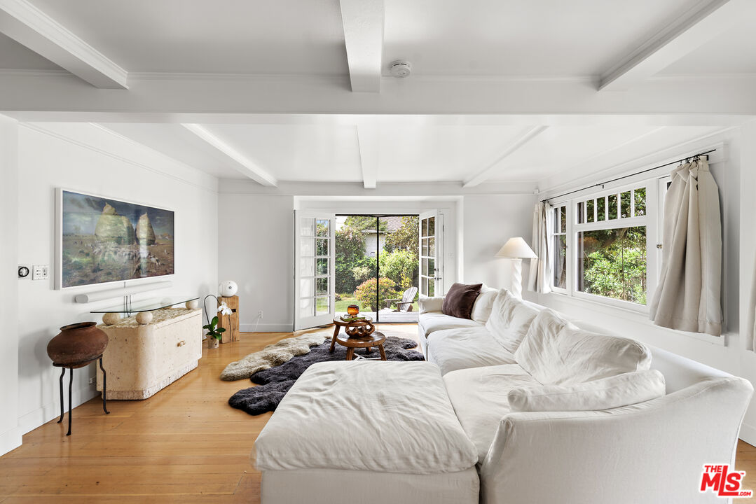 Property photo 38
