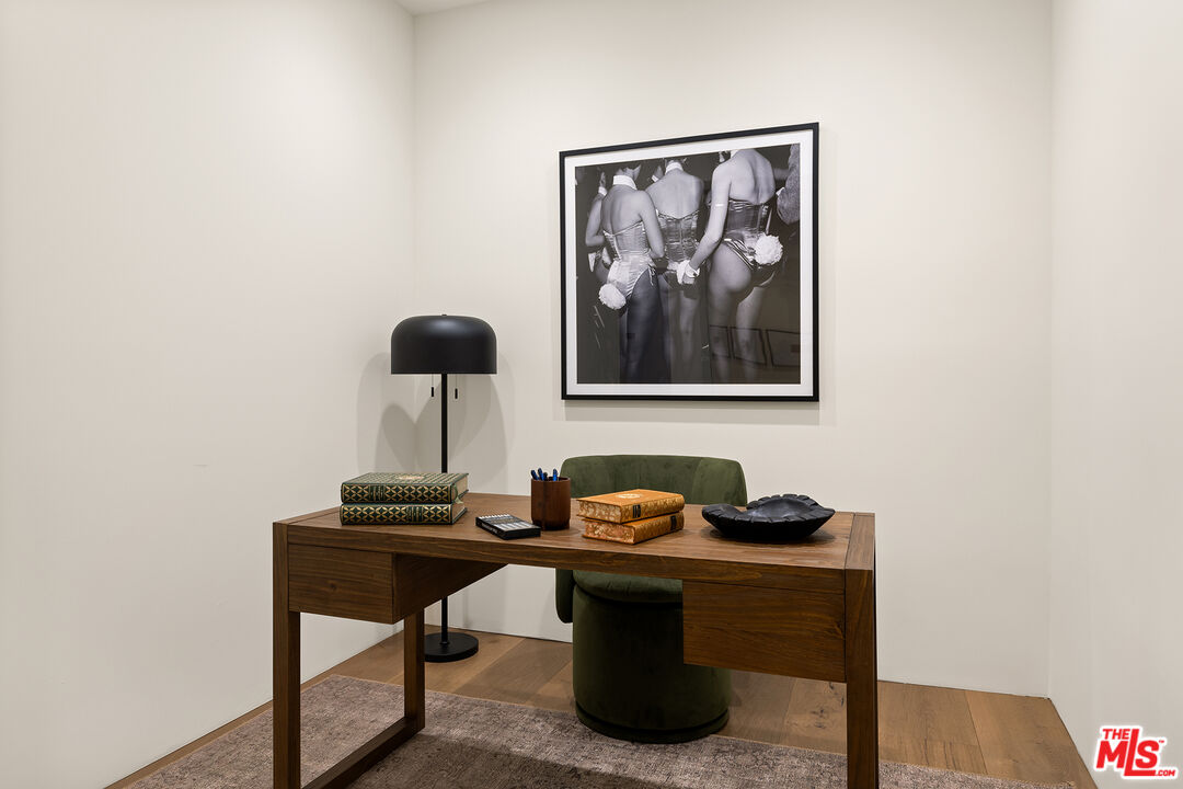 Property photo 35