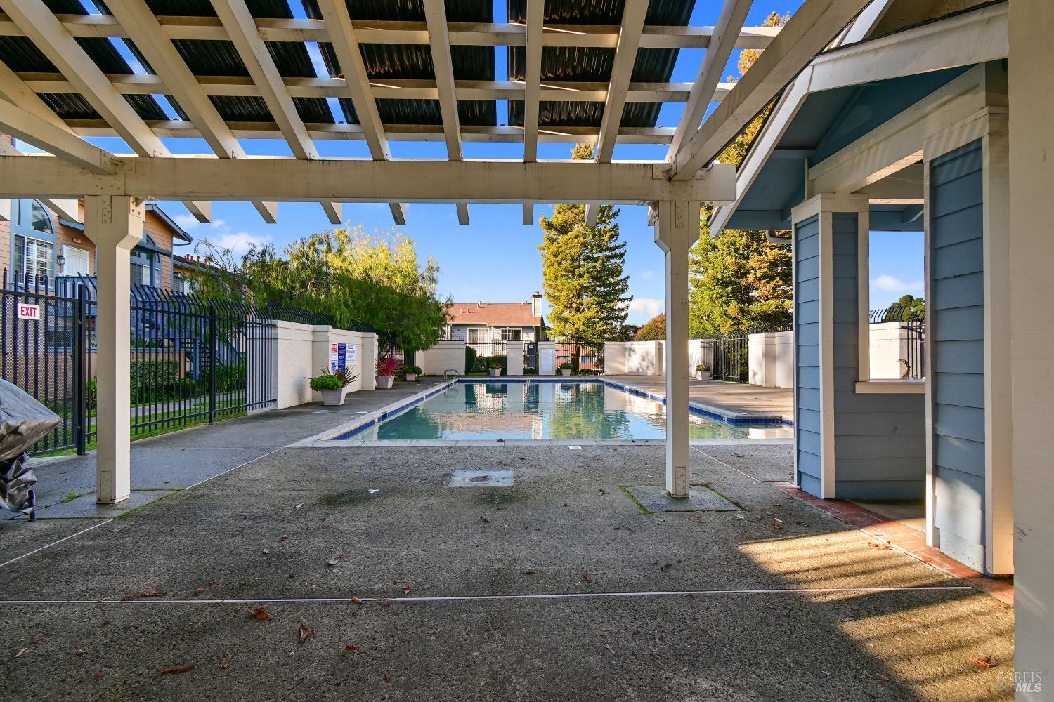 Property photo 35