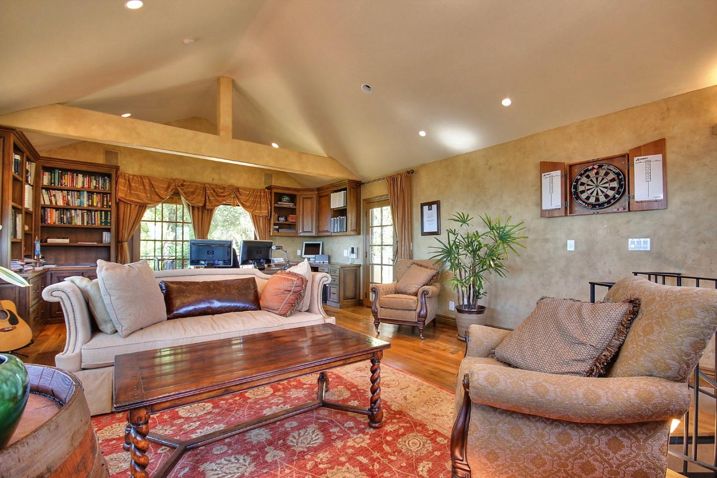 Property photo 24