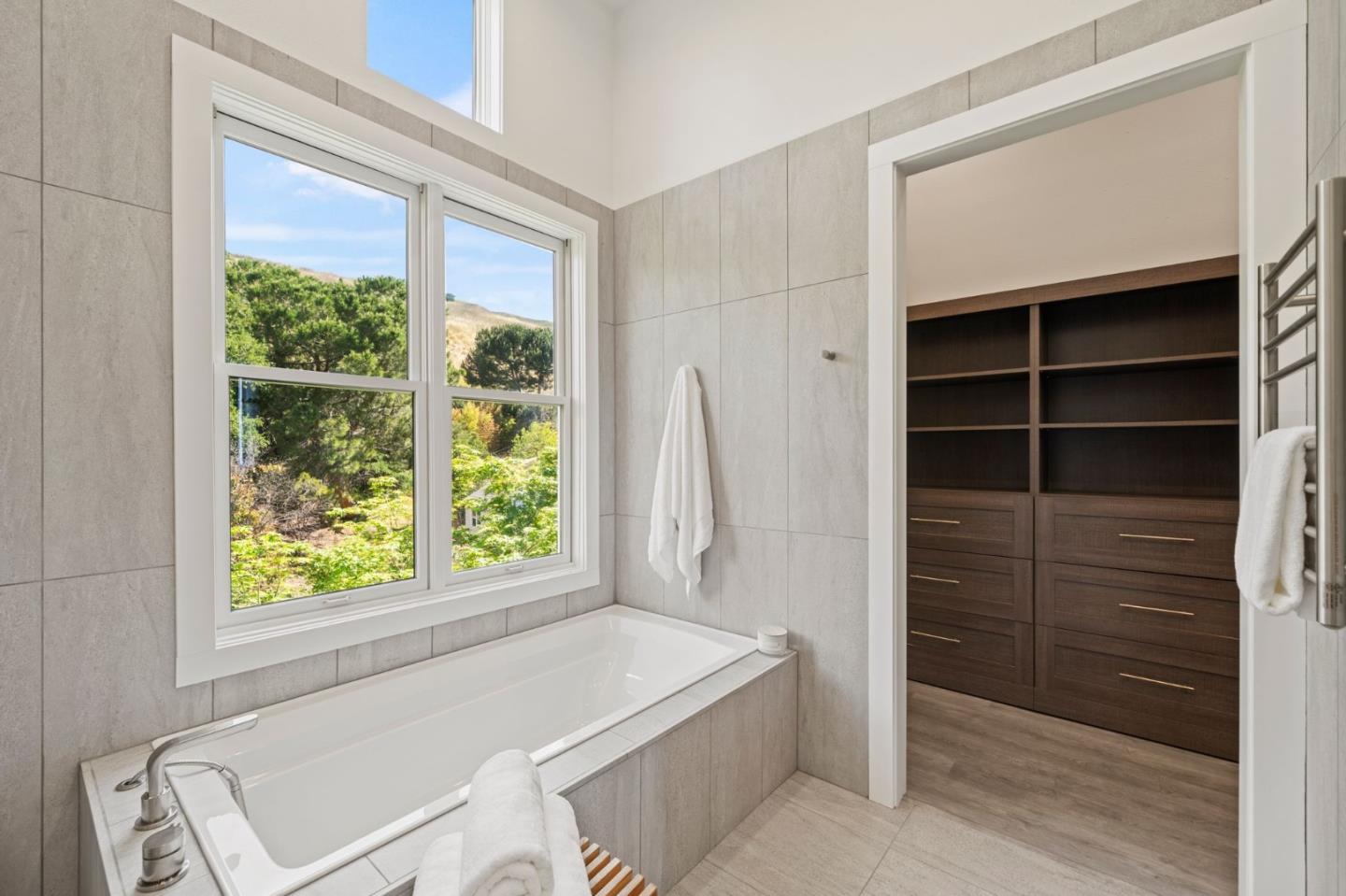 Property photo 46