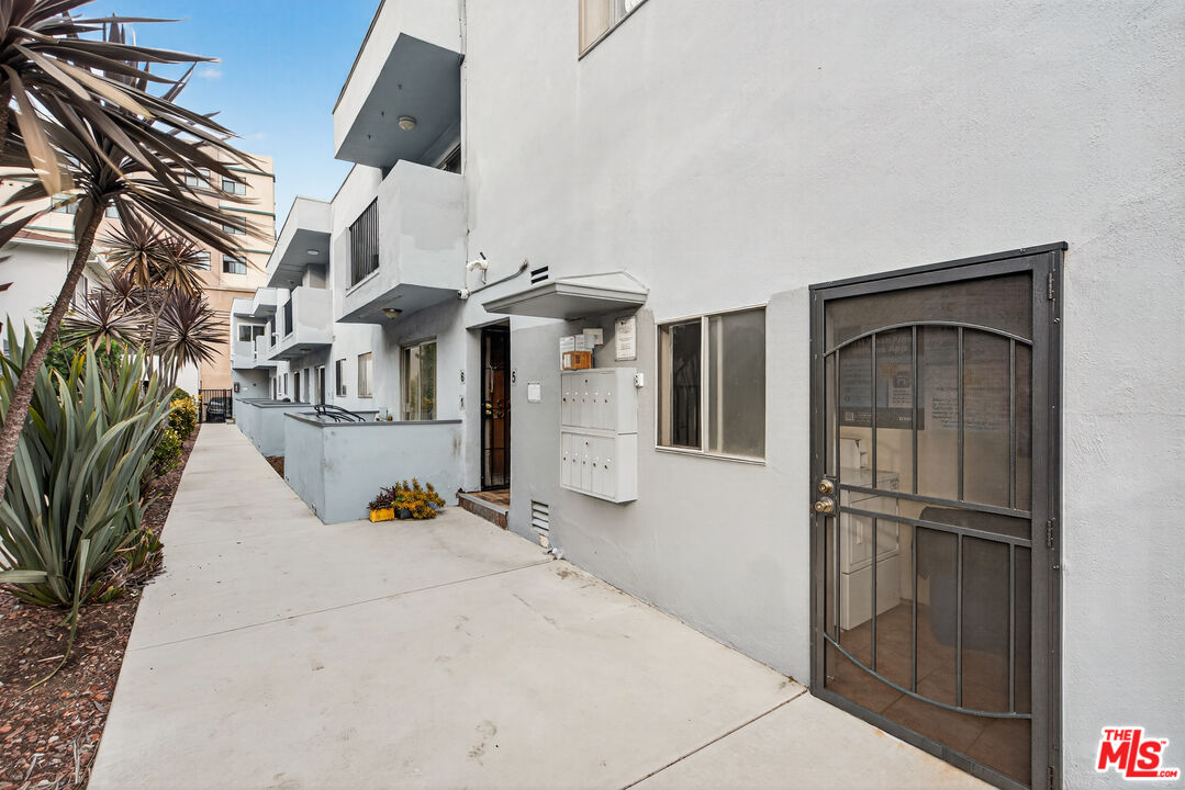 Property photo 28