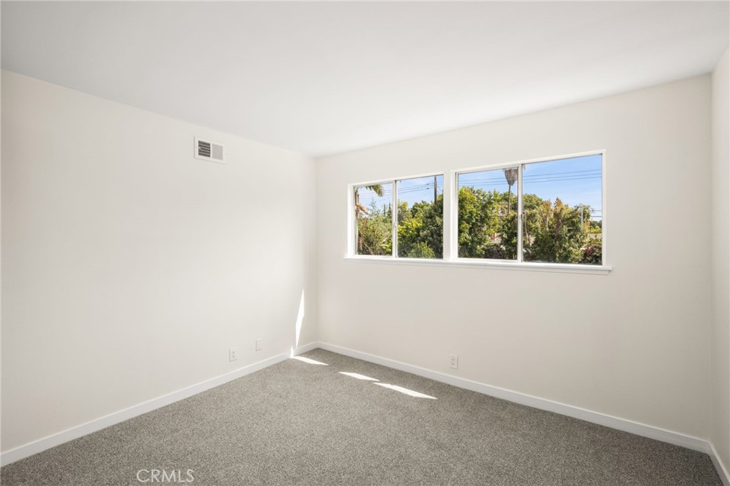 Property photo 50