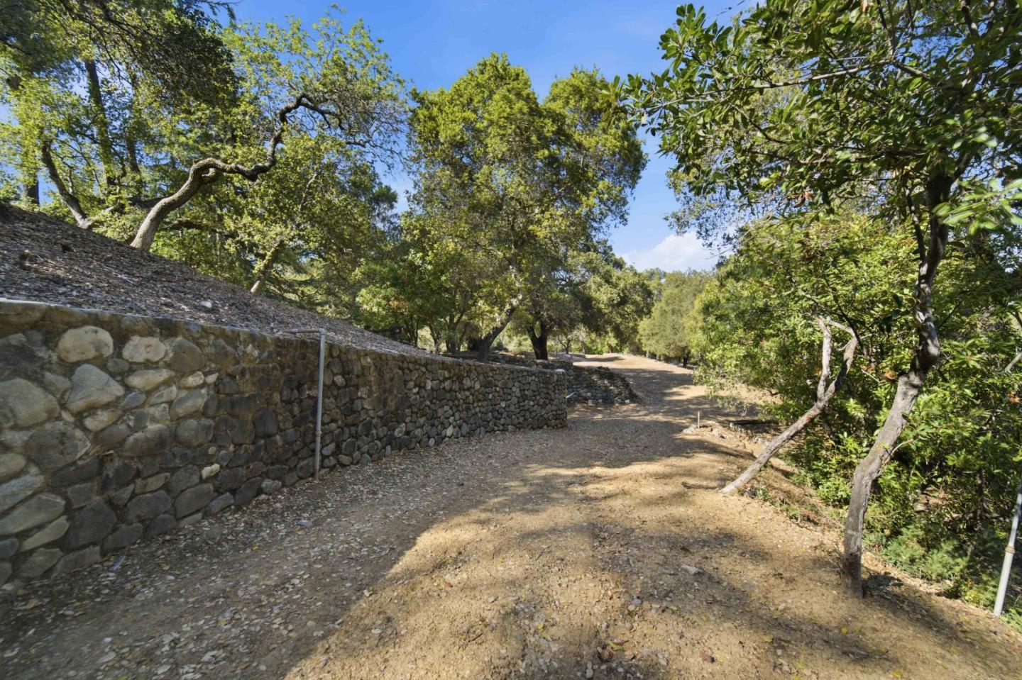 Property photo 25