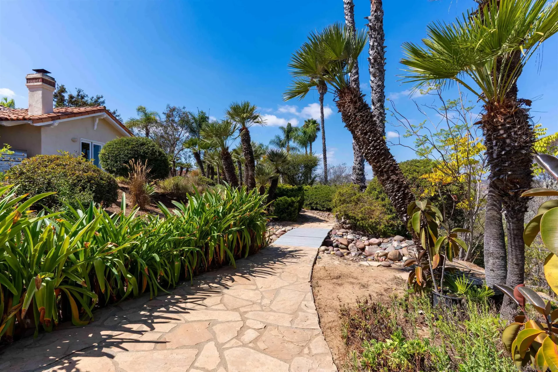 Property photo 35